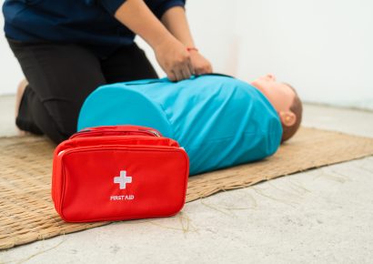 Primeros Auxilios para Profesionales Sanitarios: Fundamentos de Actuación en Emergencias
