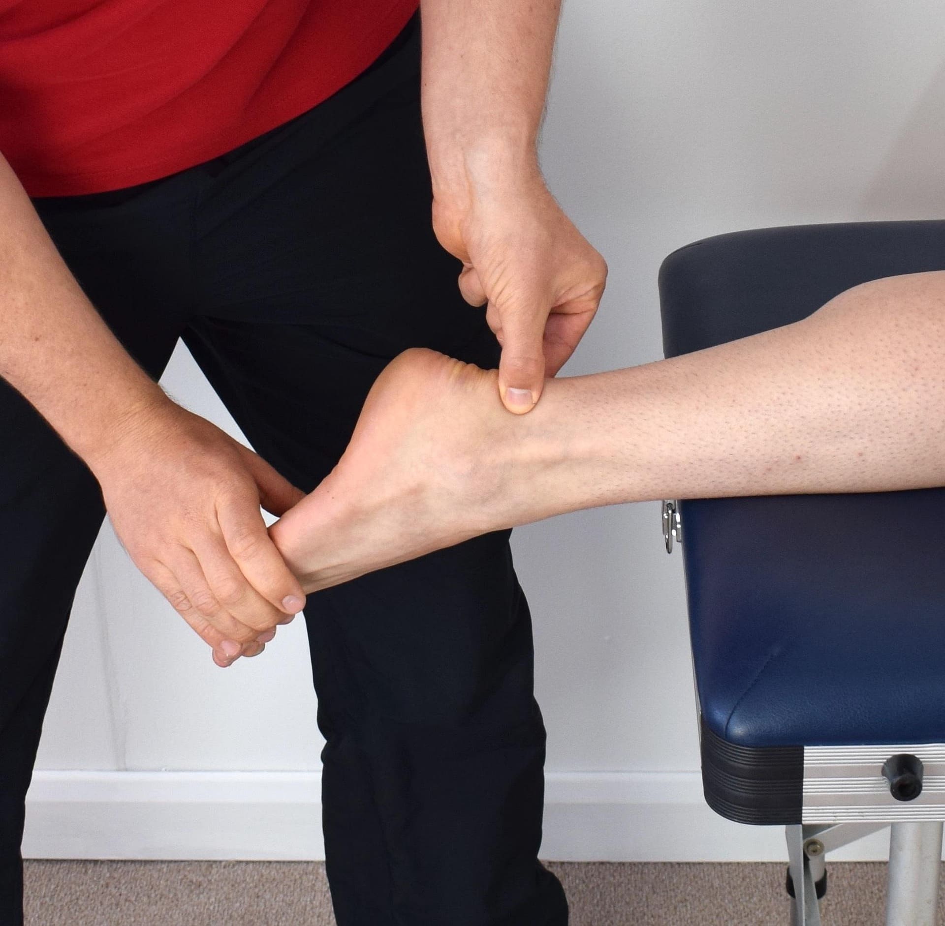 Tendinopatía Aquílea: Diagnóstico y Rehabilitación Basada en Evidencia esguince de tobillo fisioterapia esguince de tobillo tratamiento esguince de tobillo ejercicios esguince de tobillo