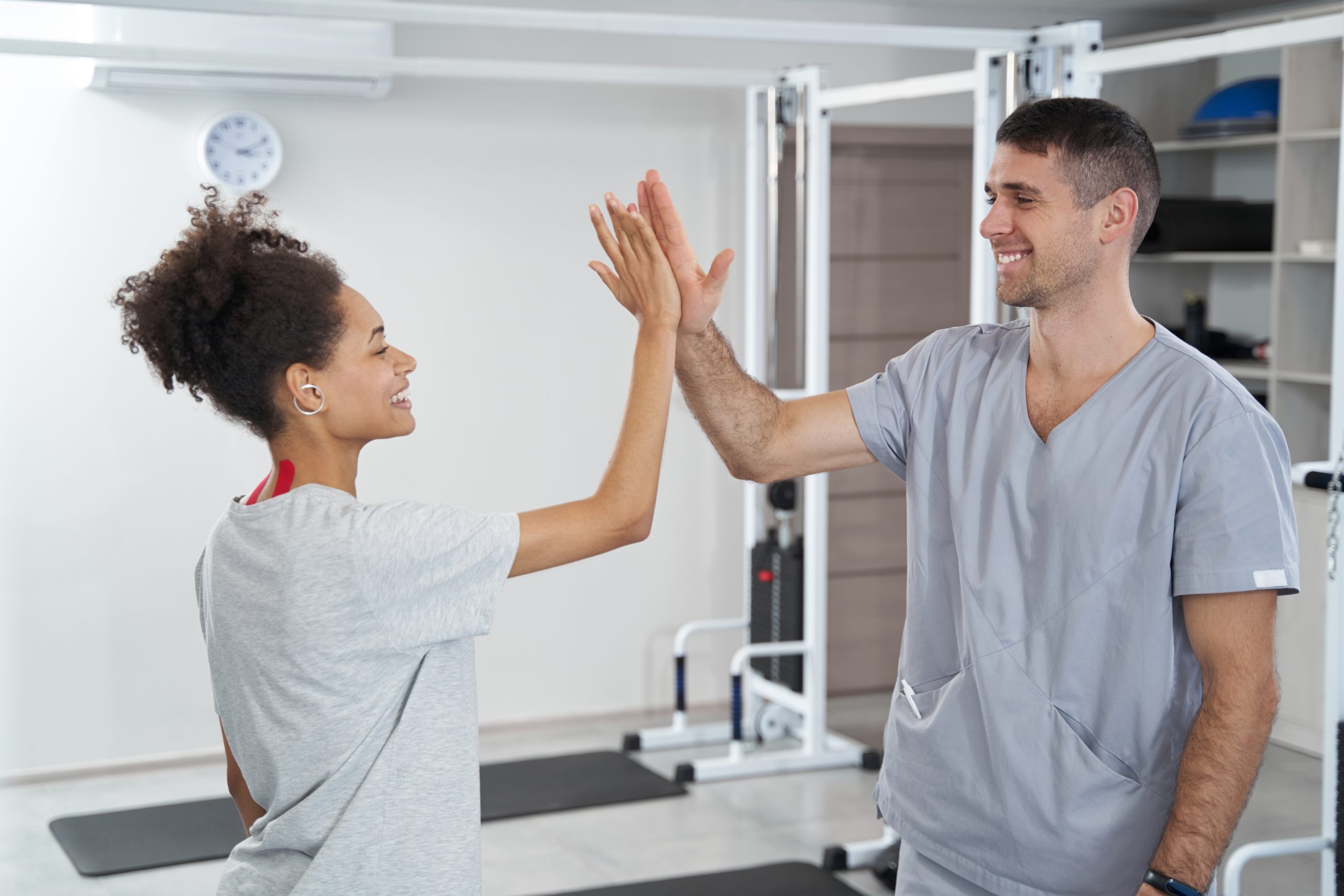 Comunicación Terapéutica Efectiva en Fisioterapia: Claves para Mejorar la Relación con el Paciente